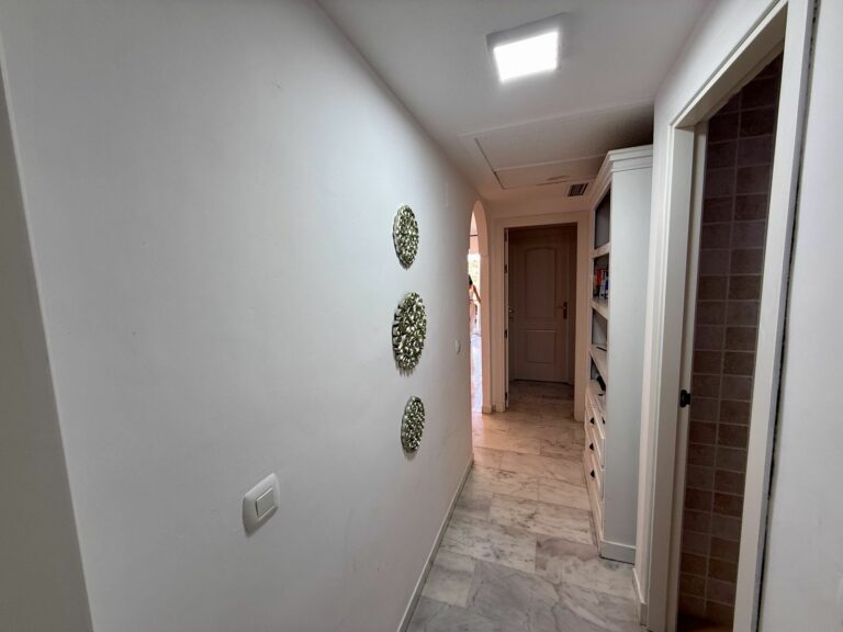 b76b8ee9def88b7336b8281376f73bfc - 12