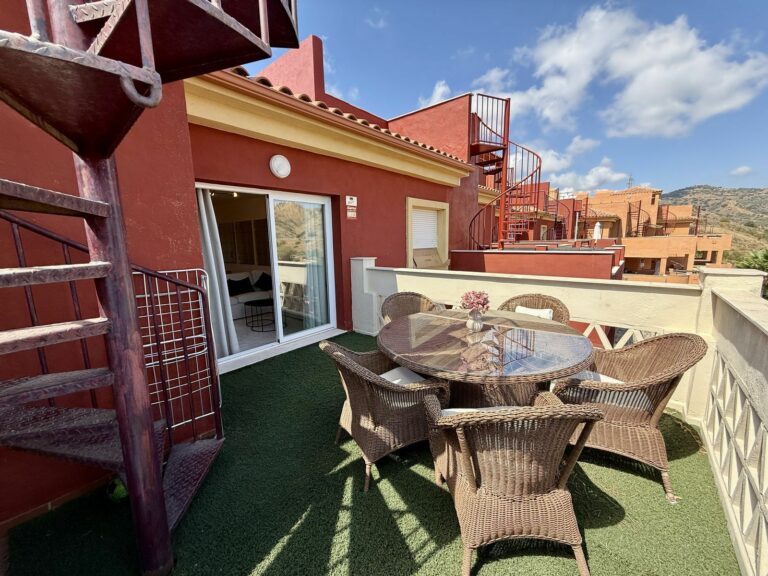 b76b8ee9def88b7336b8281376f73bfc - 15