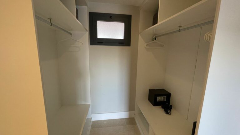 b783dffa4bbffee3e24a27c4b808eea3 - 10