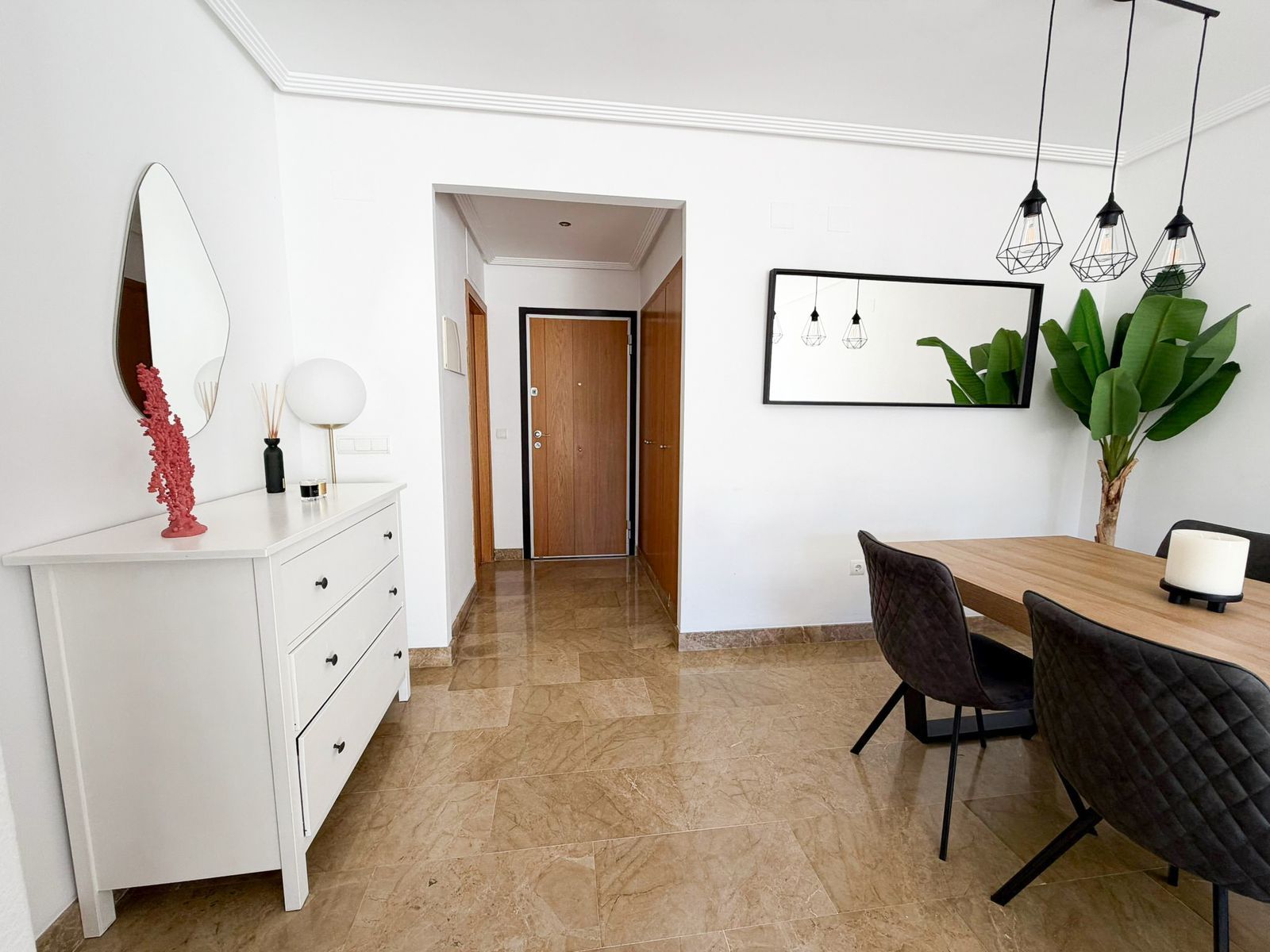 b7cbc79c353671315b2759e65f83a463 - 11