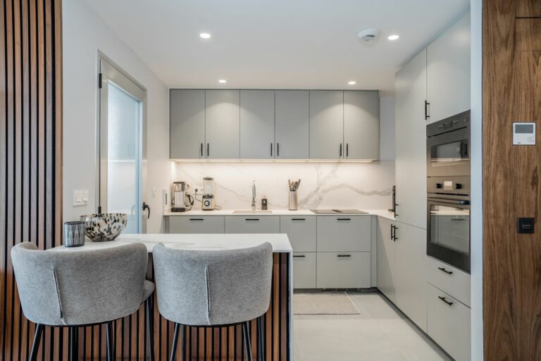 b7dbd8d3d7fb625f4a499d9fa16ceeb4 - 11