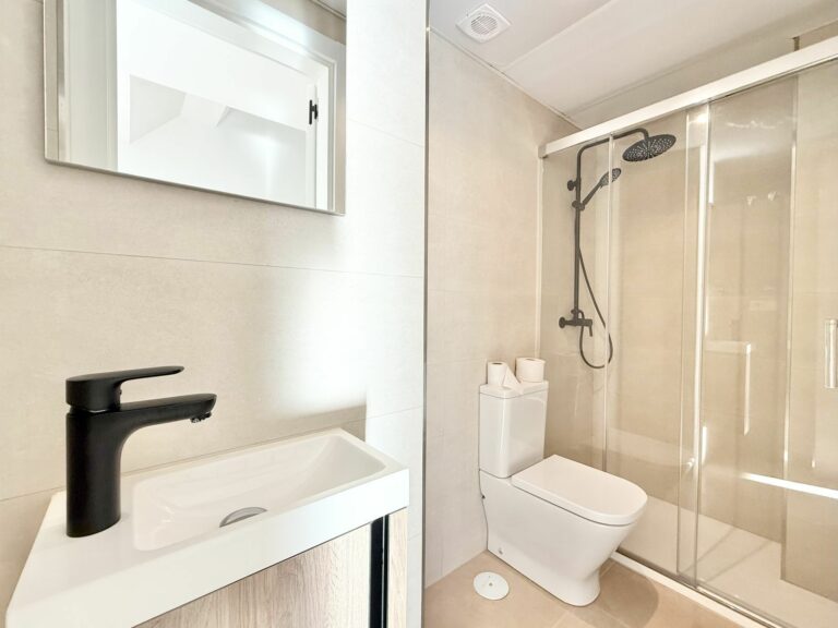 b833a8e286001d497f0059f4786e09e9 - 15