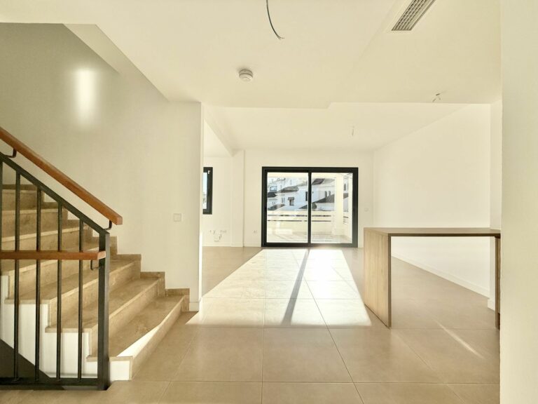 b833a8e286001d497f0059f4786e09e9 - 3