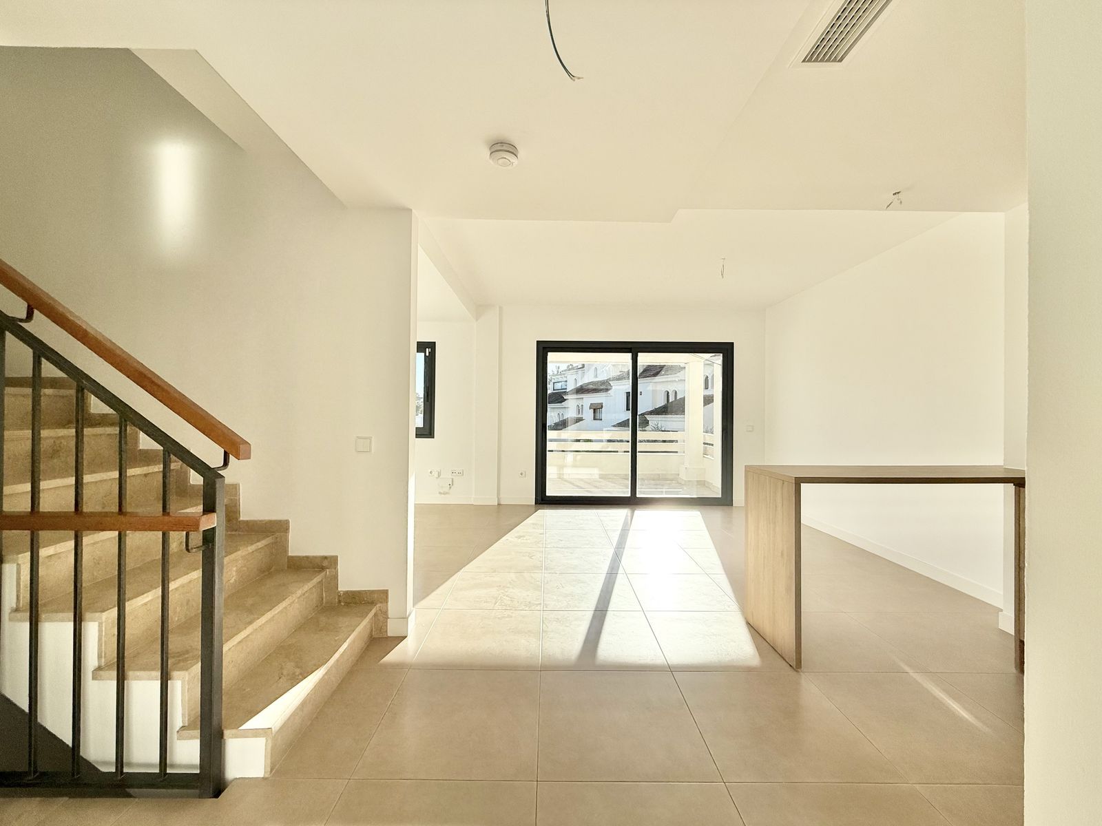 b833a8e286001d497f0059f4786e09e9 - 3