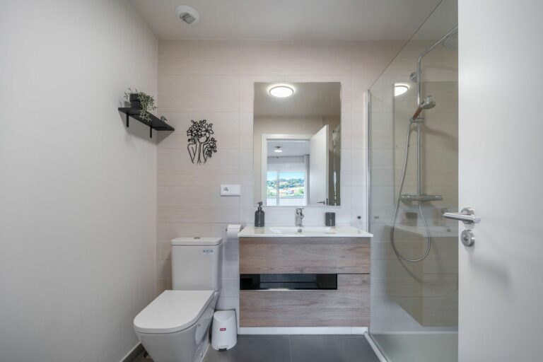 b84c3cc02dcbf6617d5342c1074a70e6 - 1