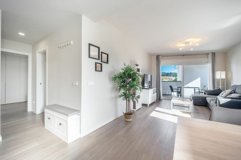 b84c3cc02dcbf6617d5342c1074a70e6 - 16