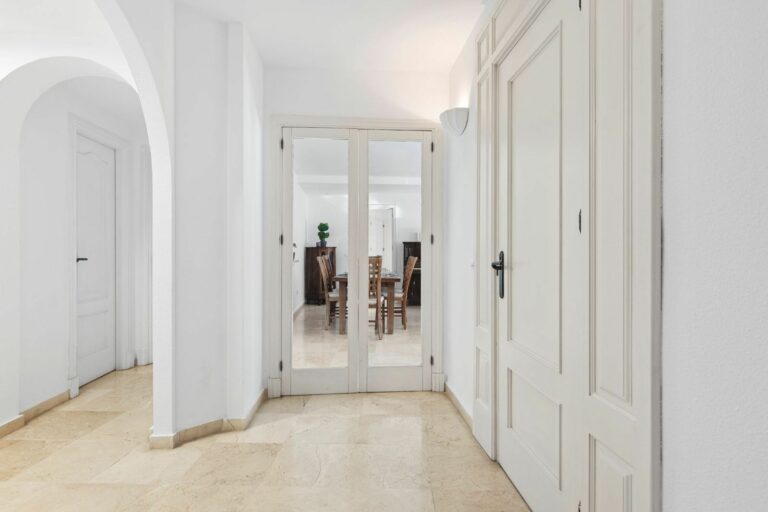 b868fb798c59f17c4f64b7c2c8249f93 - 15