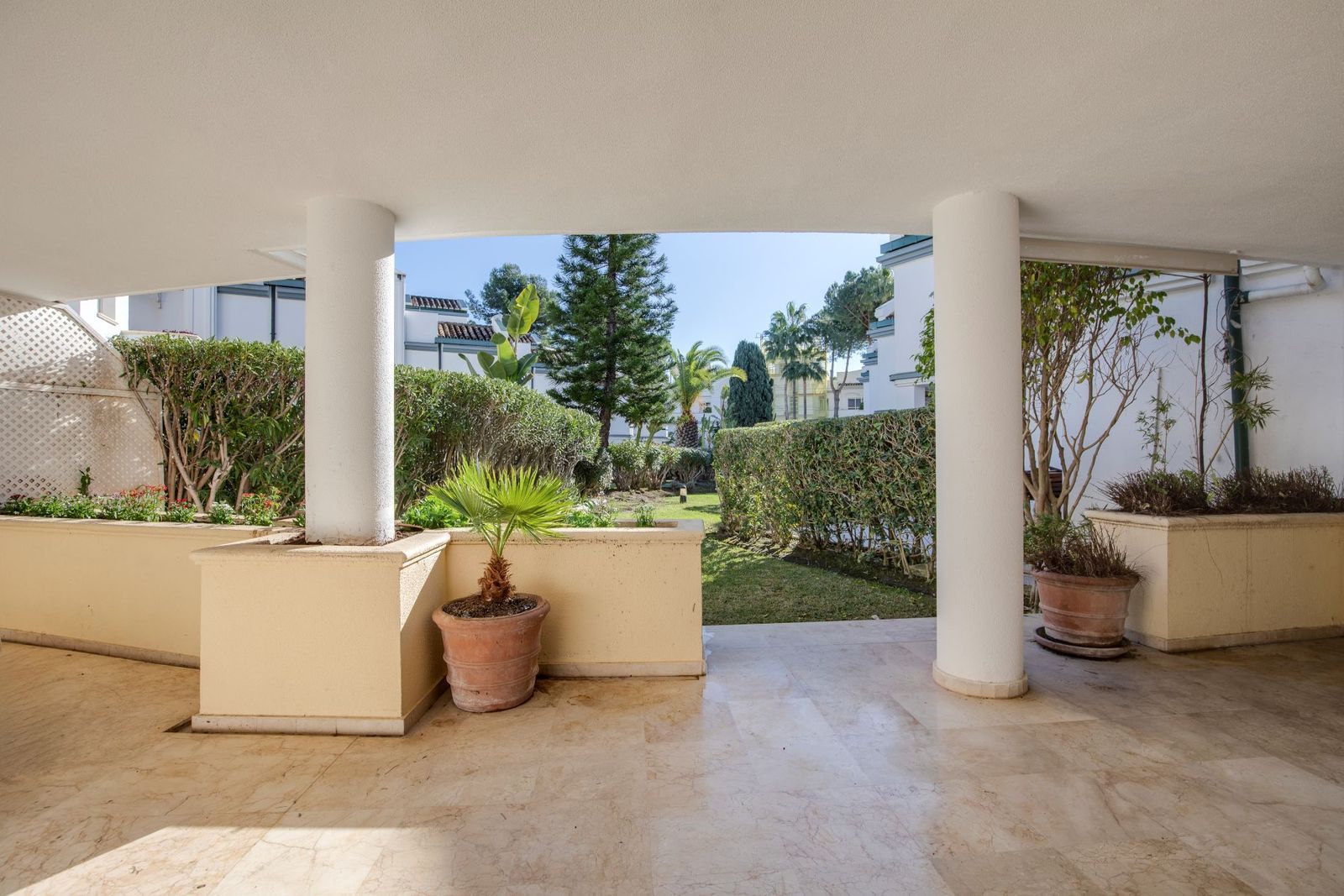 b868fb798c59f17c4f64b7c2c8249f93 - 2