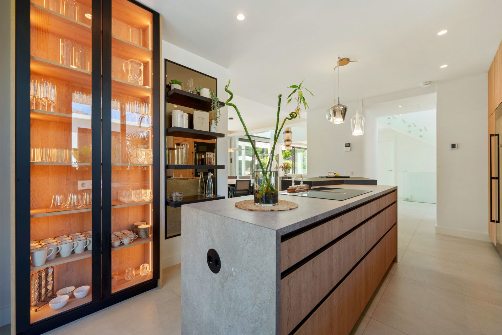 ba366a12b31ee7504bf6c58550e33d2c - 9