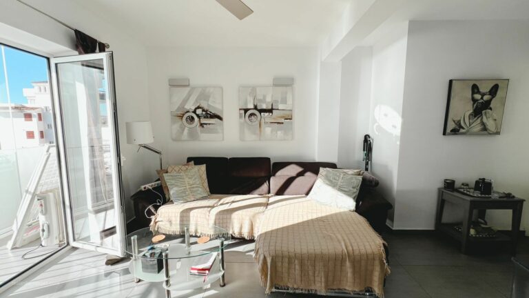 ba60c9ad71e8fc6c1120d2b565bd8d76 - 2