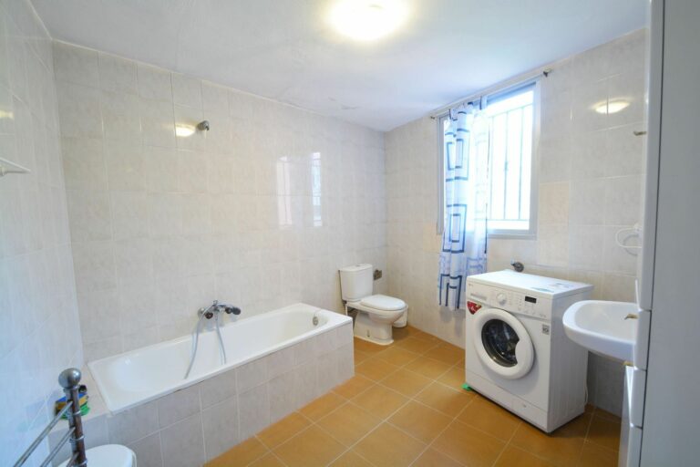 bb74904a3359b3118738efe8aa15bbfd - 10