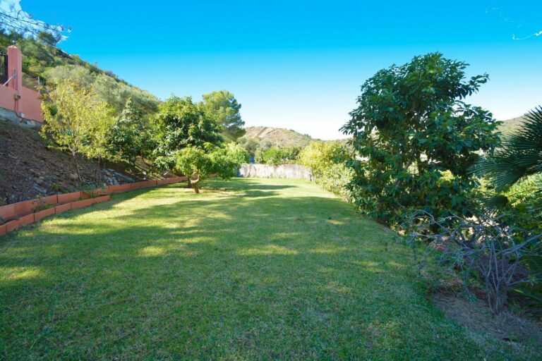 bb74904a3359b3118738efe8aa15bbfd - 14