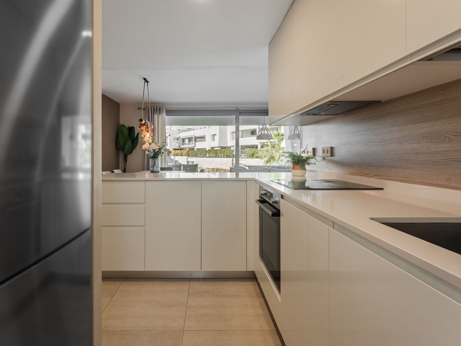 bbea5562479013638e9e11bab8695016 - 16