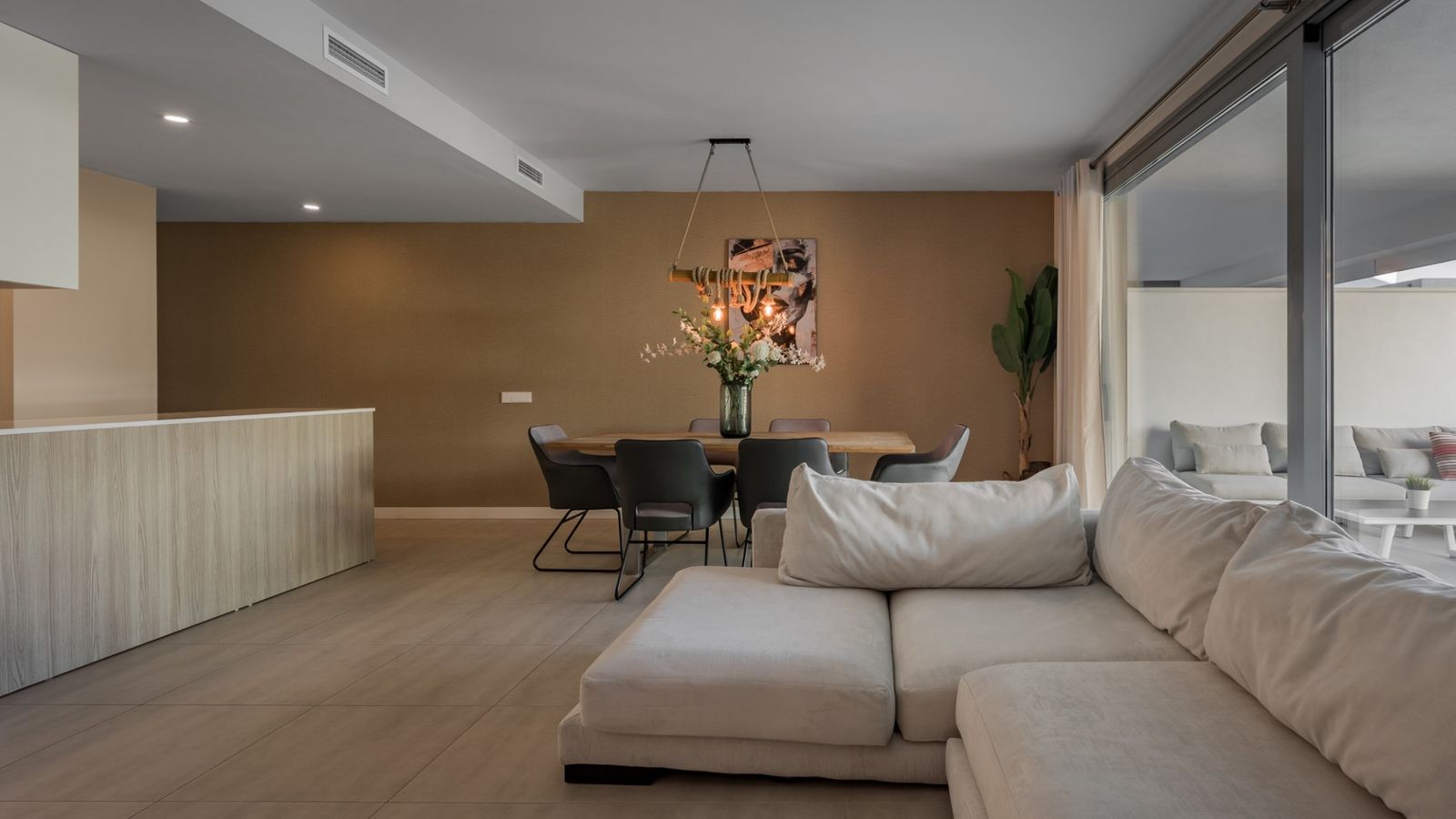 bbea5562479013638e9e11bab8695016 - 4