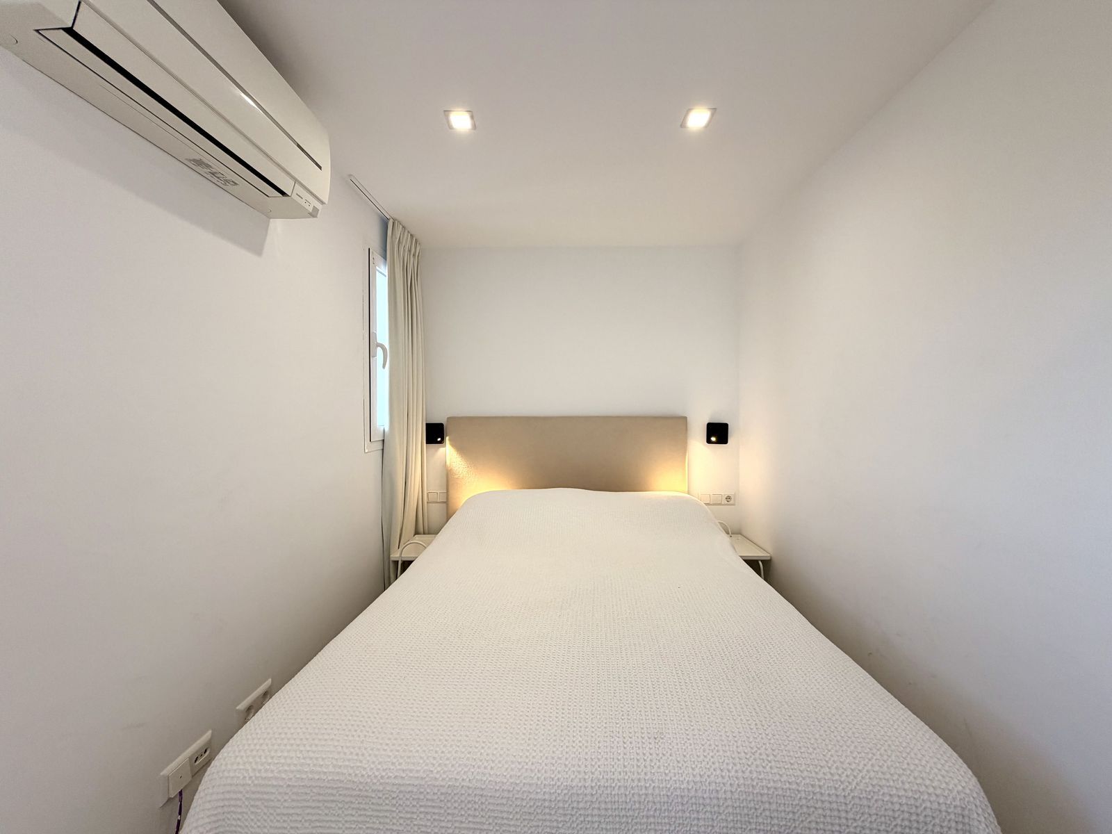 bd8de98a593f3cefccb7e1ed522e23ba - 16