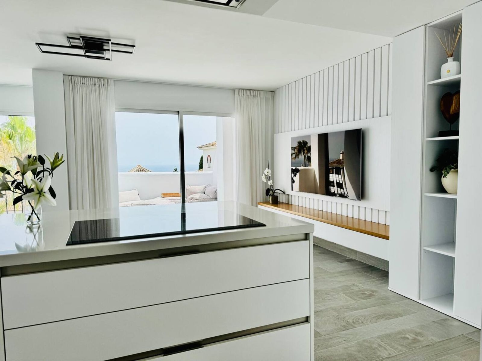 bd8de98a593f3cefccb7e1ed522e23ba - 8