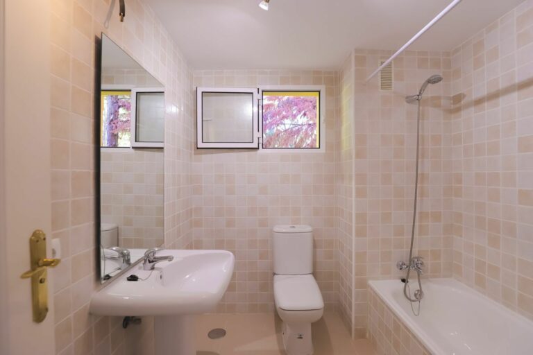 be6b315df1b4d7c550ed9a293b33977a - 14