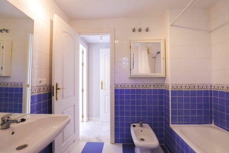 be6b315df1b4d7c550ed9a293b33977a - 16