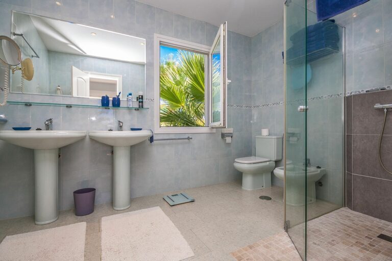 bec59cd982209010b15f891714644025 - 14