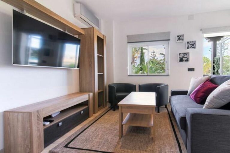 bf3c7d357b0df4130f73d28a55081c12 - 3