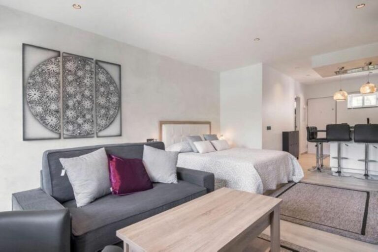 bf3c7d357b0df4130f73d28a55081c12 - 4