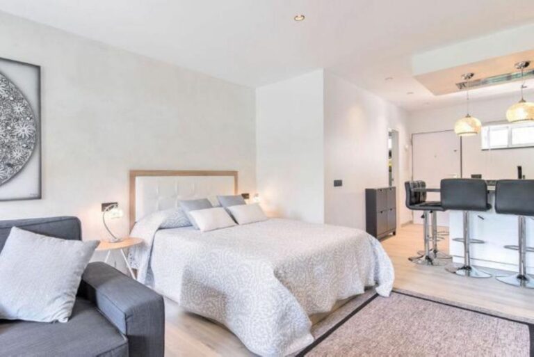 bf3c7d357b0df4130f73d28a55081c12 - 5