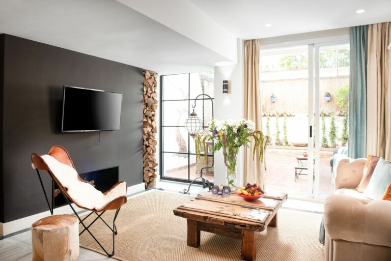 c175cc1fb57800ec2276d38af08bf365 - 1