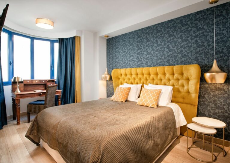 c175cc1fb57800ec2276d38af08bf365 - 4