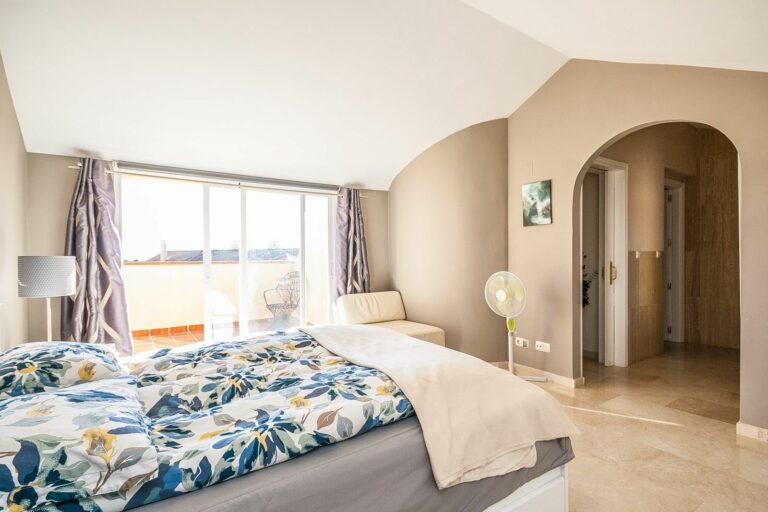 c21ebbcd91067bab60f5ab73b829a02a - 13