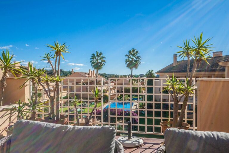 c21ebbcd91067bab60f5ab73b829a02a - 15