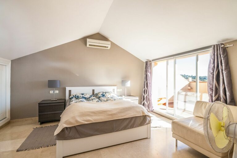 c21ebbcd91067bab60f5ab73b829a02a - 5