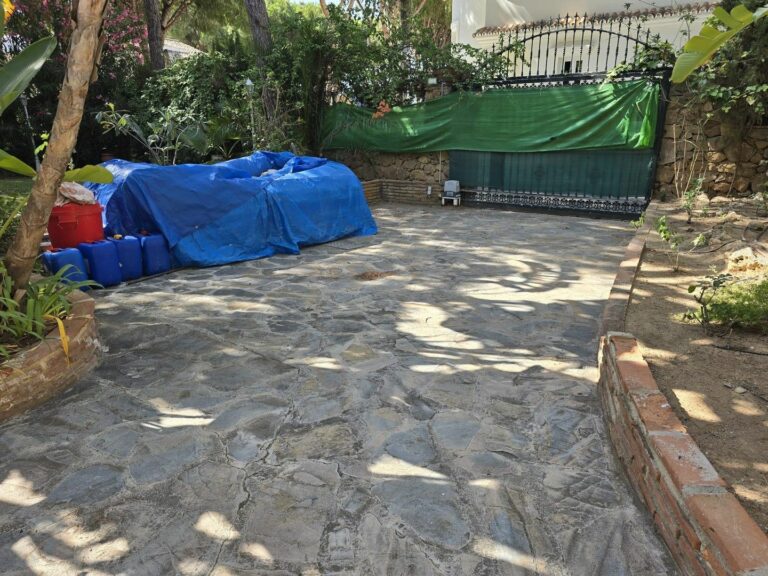 c45576a06fdf8f3a4d20b1dbe7923a75 - 14