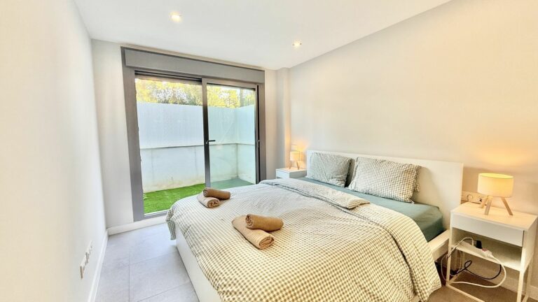 c45ac118627f450efaa2f42e7b9ff401 - 11