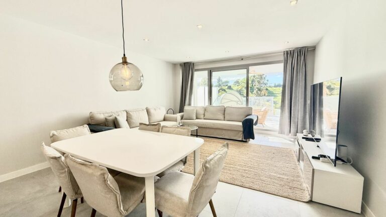 c45ac118627f450efaa2f42e7b9ff401 - 7