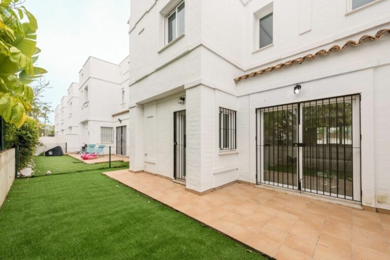 c561281883a6a88908bea8bba0e91ce1 - 4