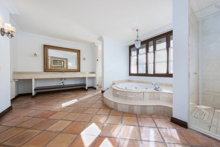 c617fe73a32ff70f41b94c4823c67659 - 15