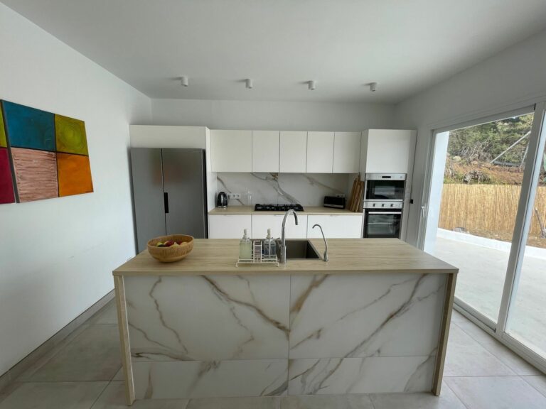 c6f198421f016daf729000bf328c9bc6 - 5