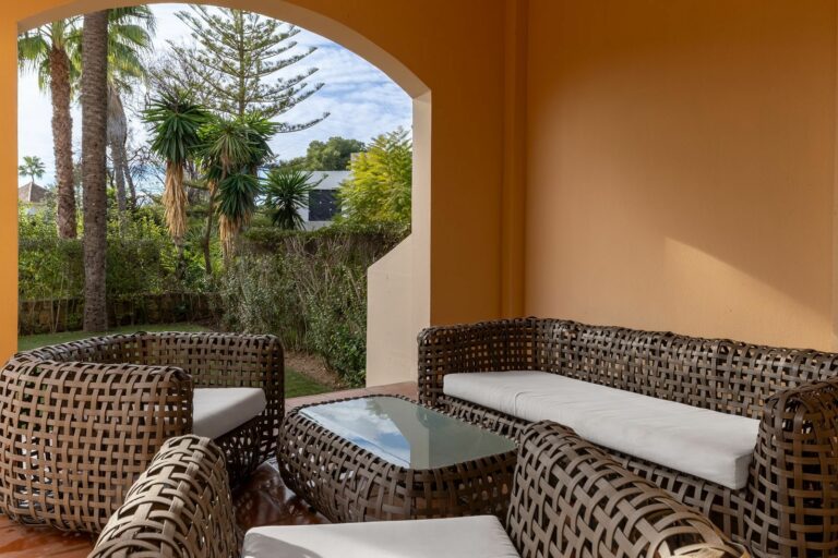 c7310ee603ed46dabae01b2c6e4336c0 - 14