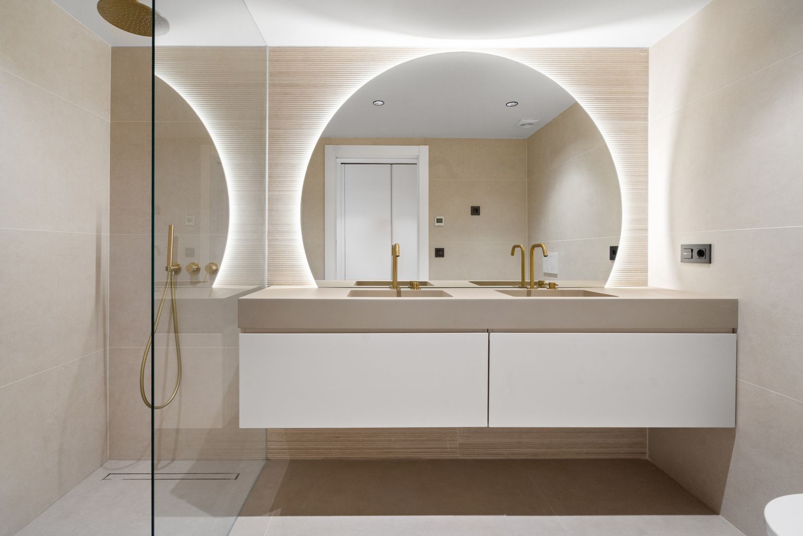 c8f63858d260fe2cf86d7a1d70d020e3 - 10