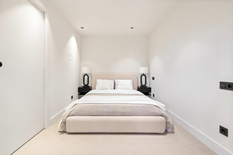 c8f63858d260fe2cf86d7a1d70d020e3 - 16