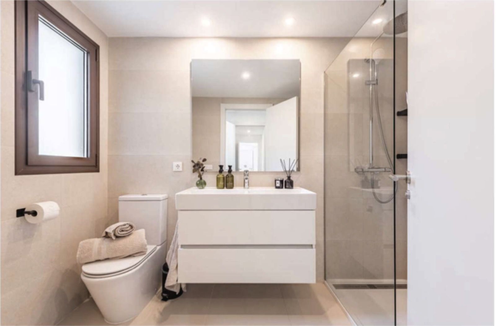 c8fd7c72ab521a077bac34d0331b2c26 - 15