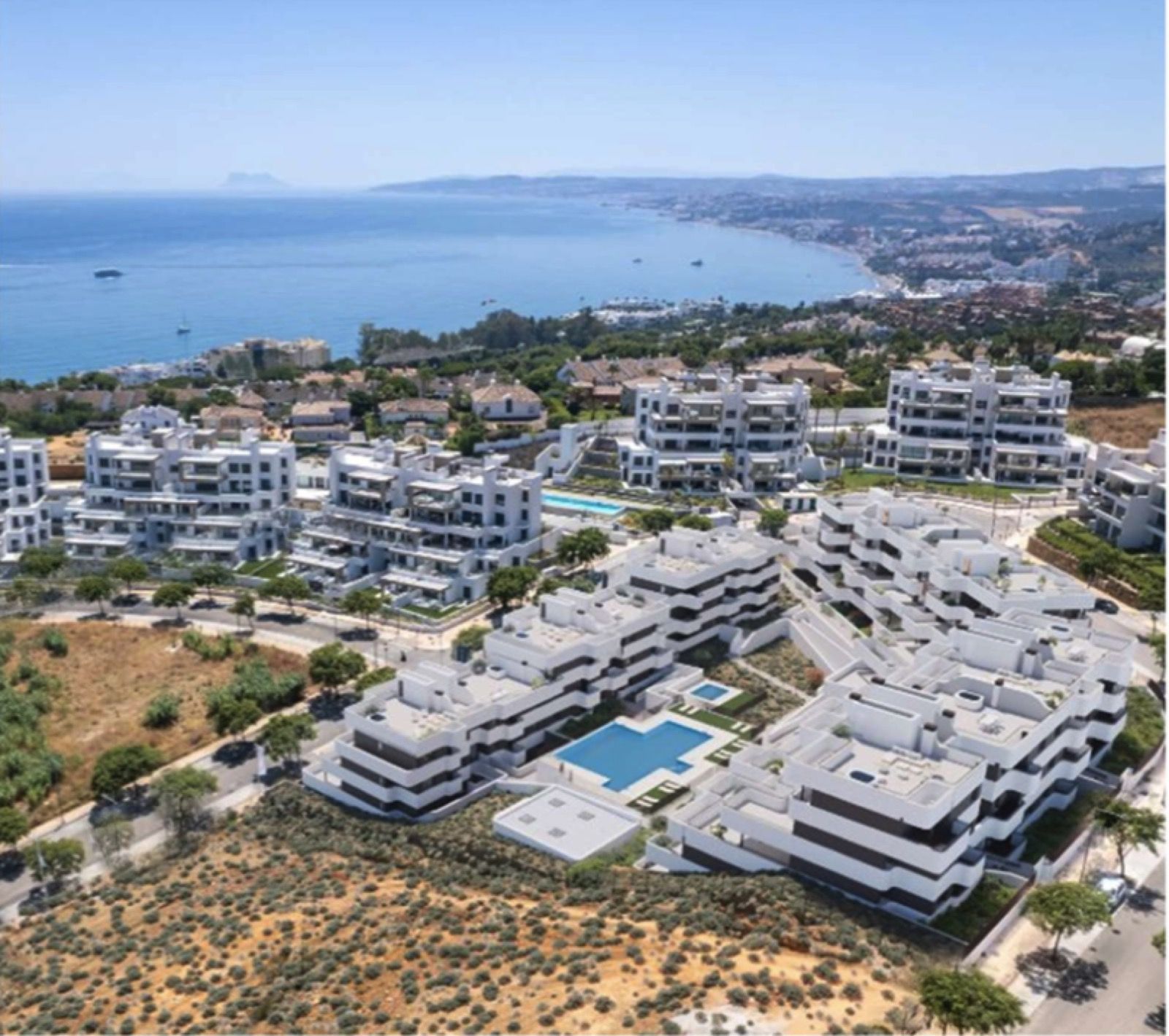 c8fd7c72ab521a077bac34d0331b2c26 - 2