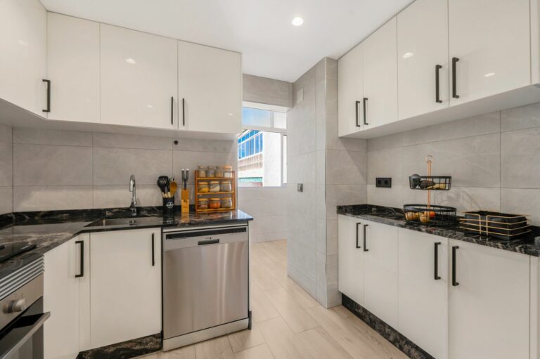 ca0320f2164d9e9c5bb88f04e9cd8f47 - 11