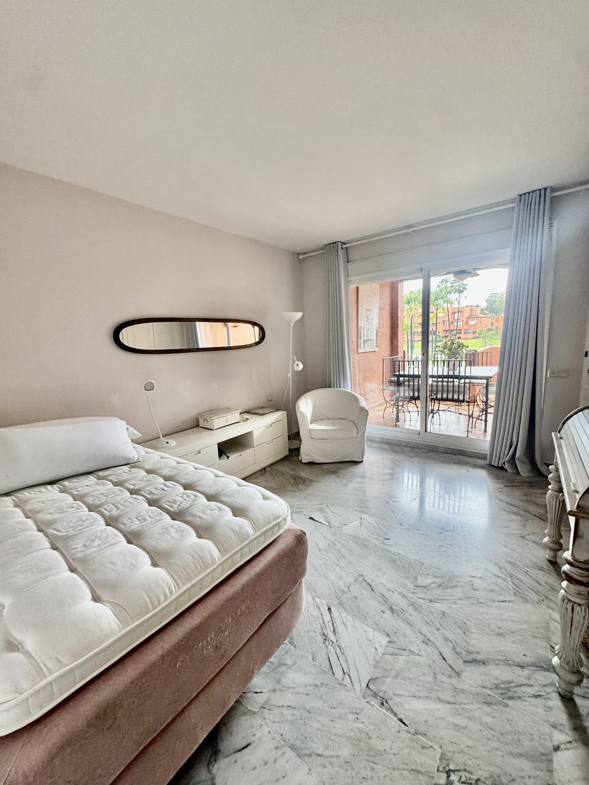 cbfbc7bf5b90e553965c09f9f7f82c12 - 10