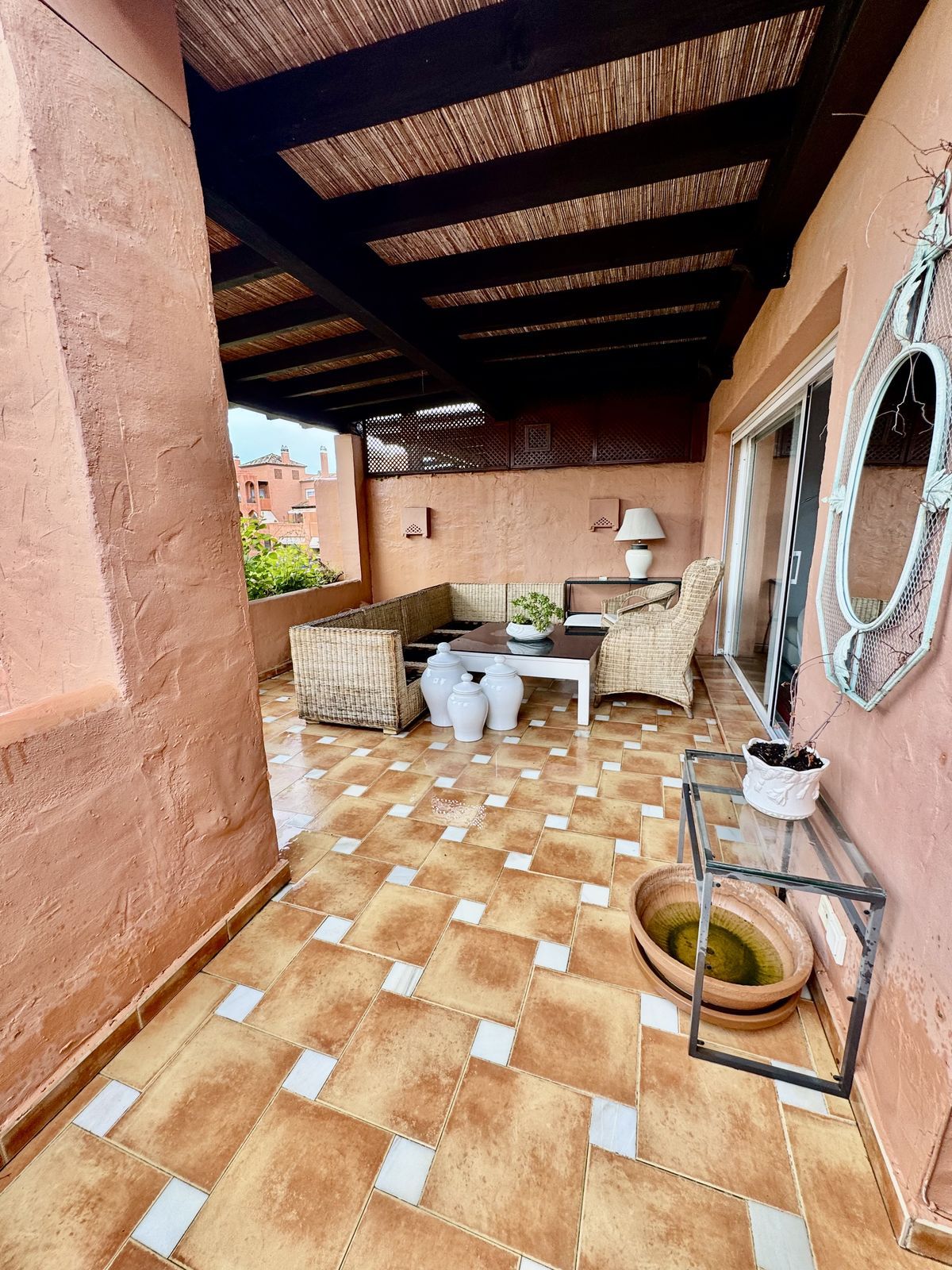 cbfbc7bf5b90e553965c09f9f7f82c12 - 4