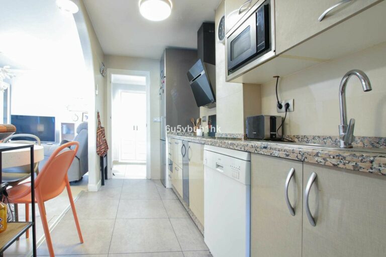 cc4f7588a9bae8d195cd1257328a9aa4 - 4