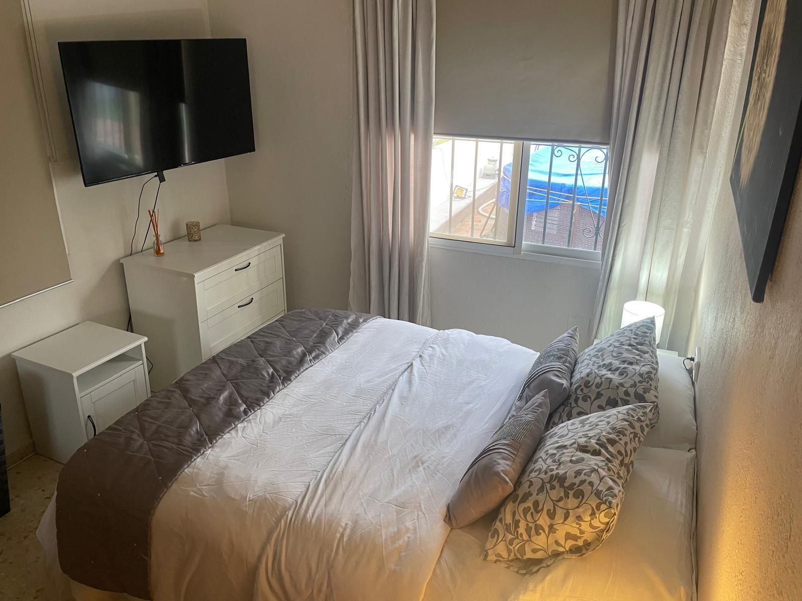 cdaced6041b6b2a56564b69ac64c3d34 - 12