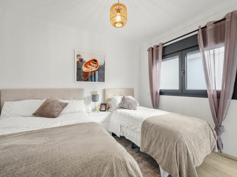 d0f524b01416660eda3ca16bef409d6c - 13