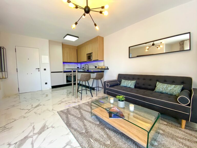 d197ee15fa44e35a584282d0c6122388 - 6