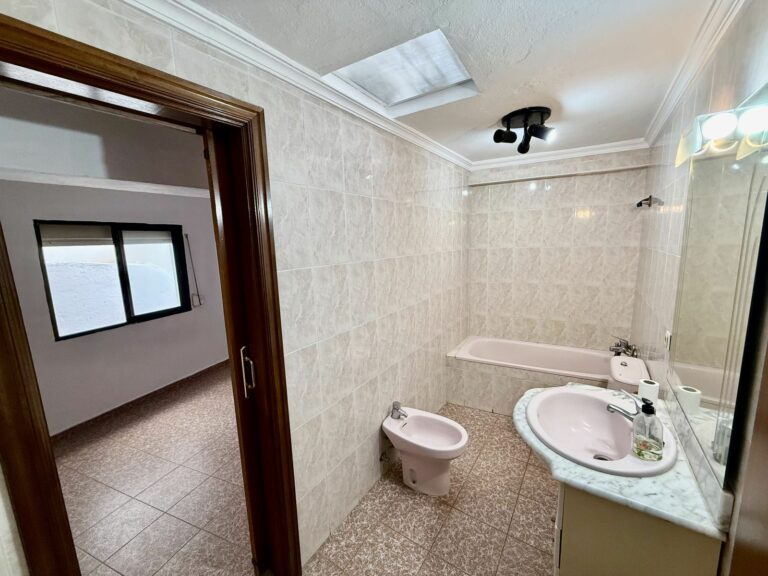 d2c0f22467deb972232958a0c0f14f0a - 11